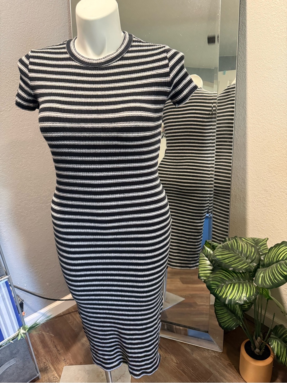 Forever 21 Black and White Striped Knit Midi Dress